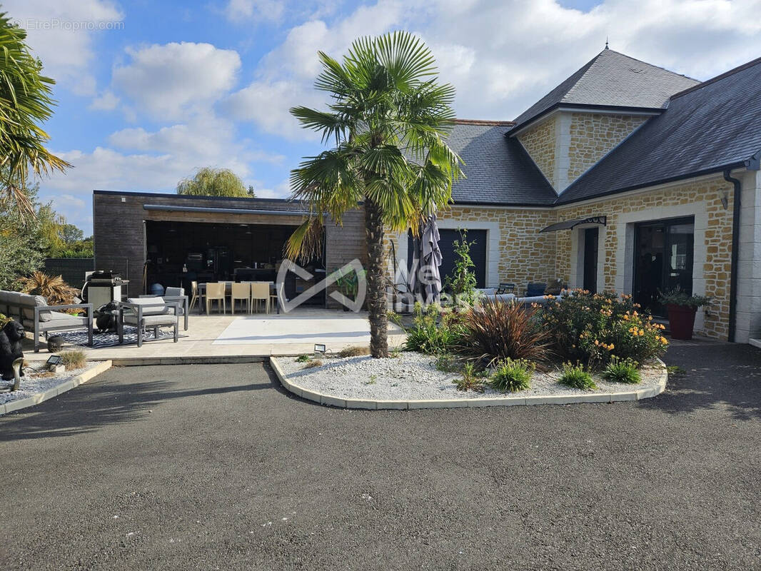 Maison à BALLAN-MIRE