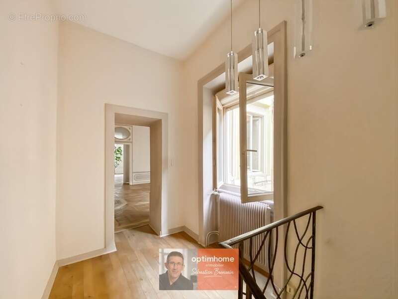 Appartement à LONS-LE-SAUNIER