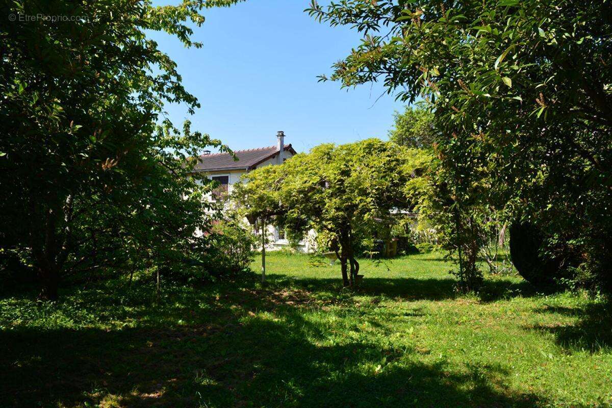 Maison à MONTMORENCY