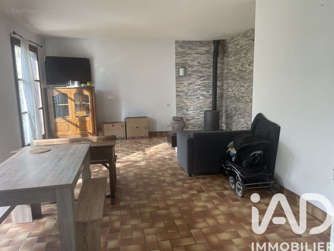 Photo 6 - Maison à VALIGNY