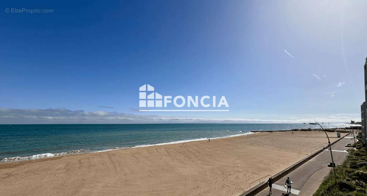 Appartement à COURSEULLES-SUR-MER