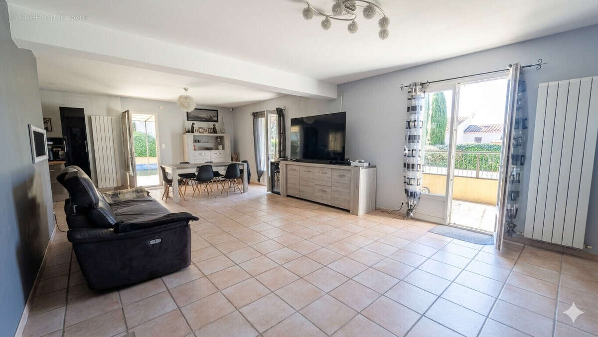Maison à LAURIS
