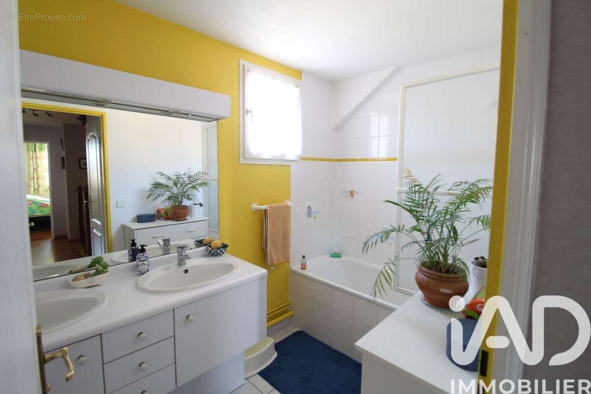 Photo 8 - Maison à CORMEILLES-EN-PARISIS