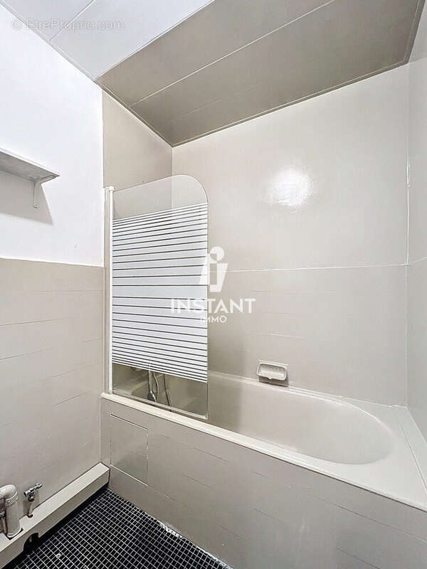 Appartement à SAINT-MAUR-DES-FOSSES