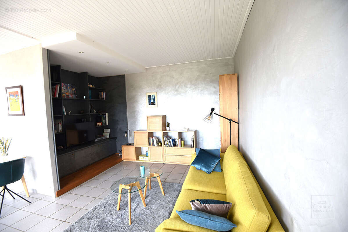 Appartement à SAINT-CYR-AU-MONT-D'OR