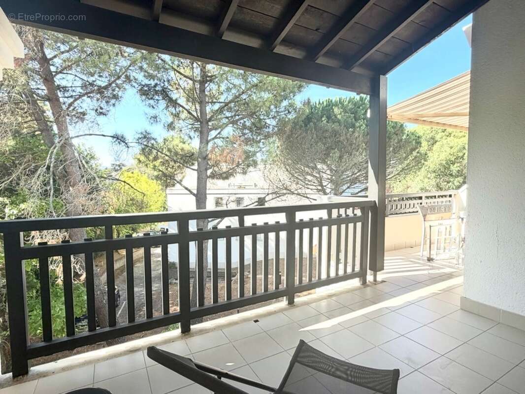 La baule – 2 chambres – dernier étage – terrasse 17,51 m² – parking – garage possible - photo 3