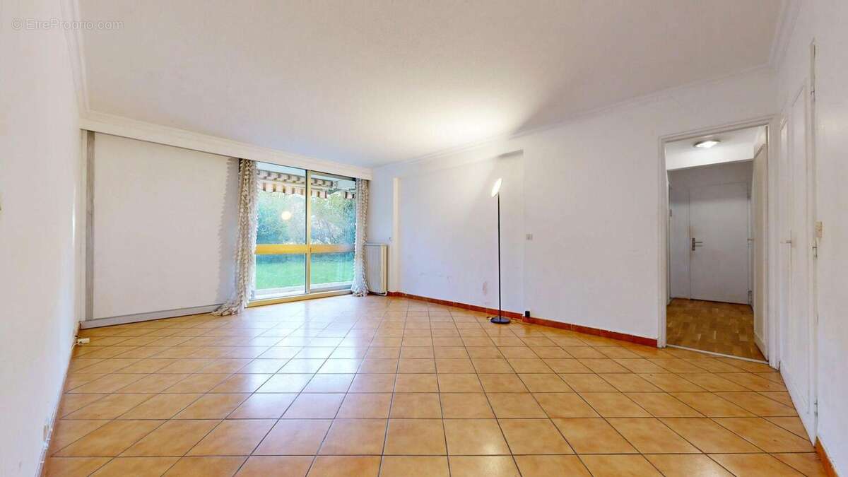Appartement à LYON-8E