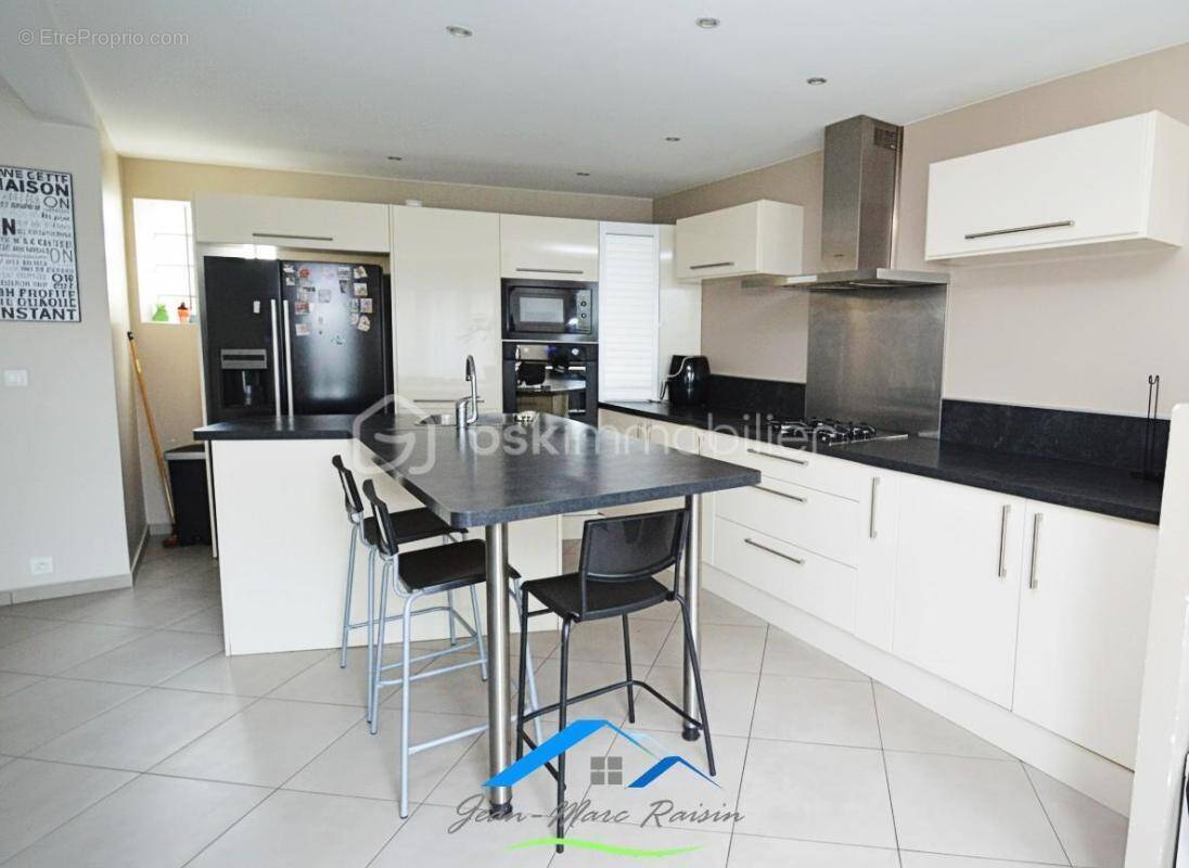 Maison à TREMBLAY-EN-FRANCE