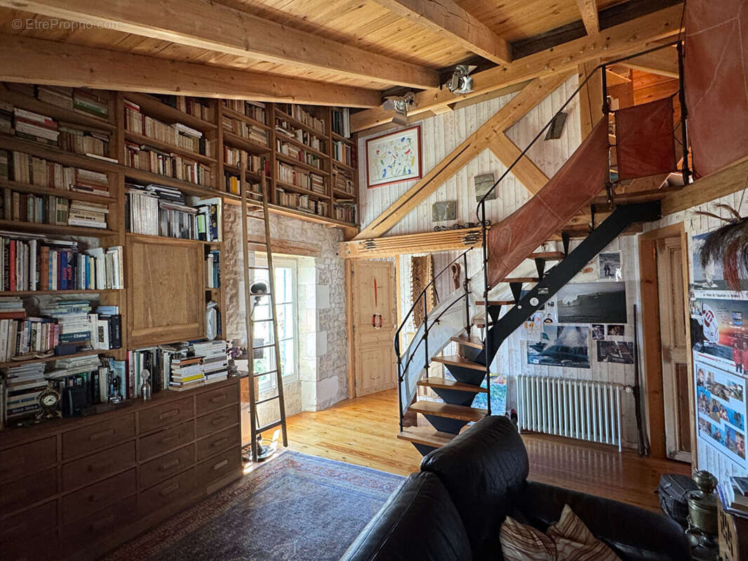 Maison Sainte Marie De Re 8 pièce(s) 222.50 m2 - photo 11