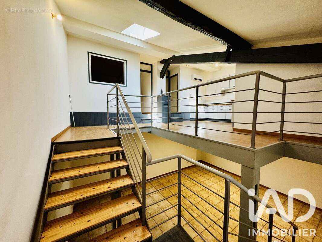 Appartement 127 m² à Auberives-Sur-Vareze  - photo 2