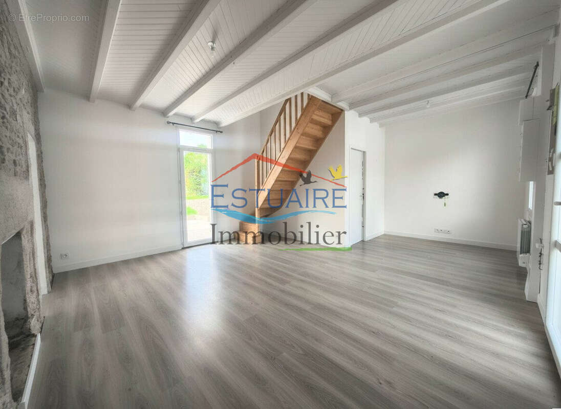 salon séjour - Maison à PONTCHATEAU