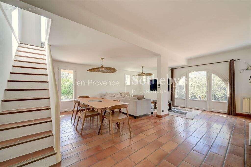 Maison à AIX-EN-PROVENCE