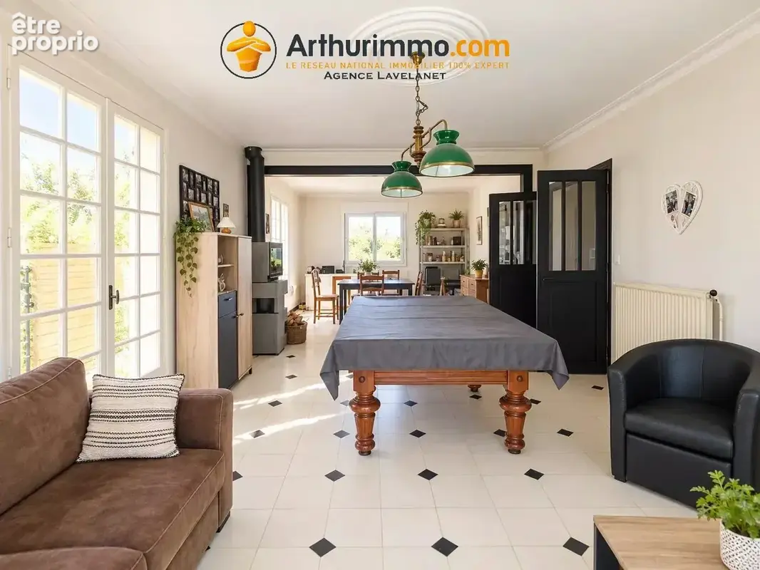 Maison plain-pied 143m² - 4 chambres - piscine - double garages - photo 6