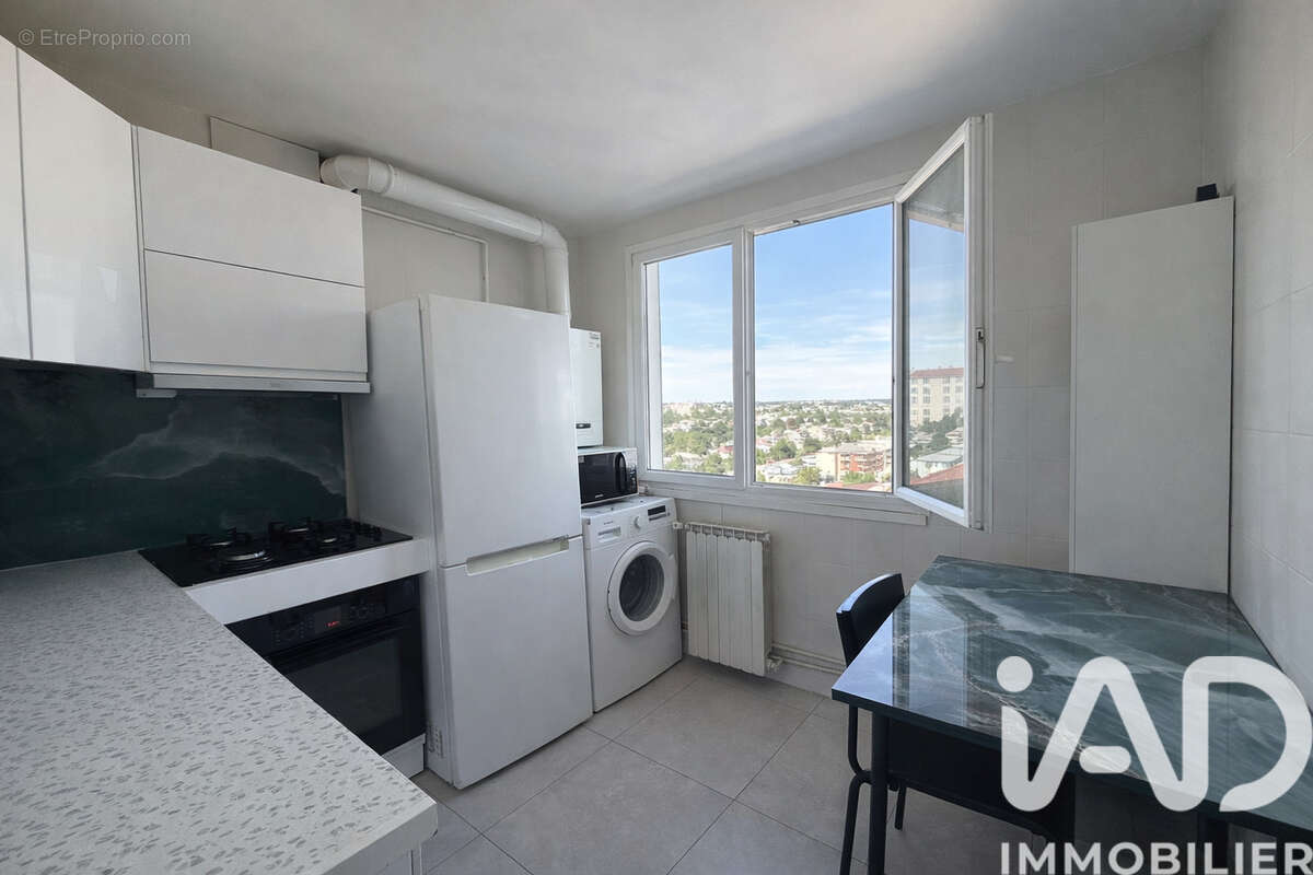 Photo 9 - Appartement à AUBERVILLIERS