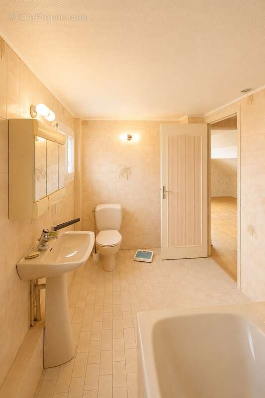 Maison 97 m² à Yerres  - photo 13