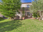 Maison à SAINT-MARTIN-DE-CRAU