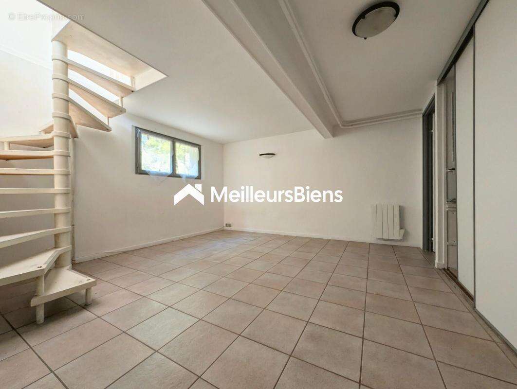 Maison 145 m² à Jouy-Mauvoisin 4 chambres sur terrain divisible de 1090 m² - photo 11