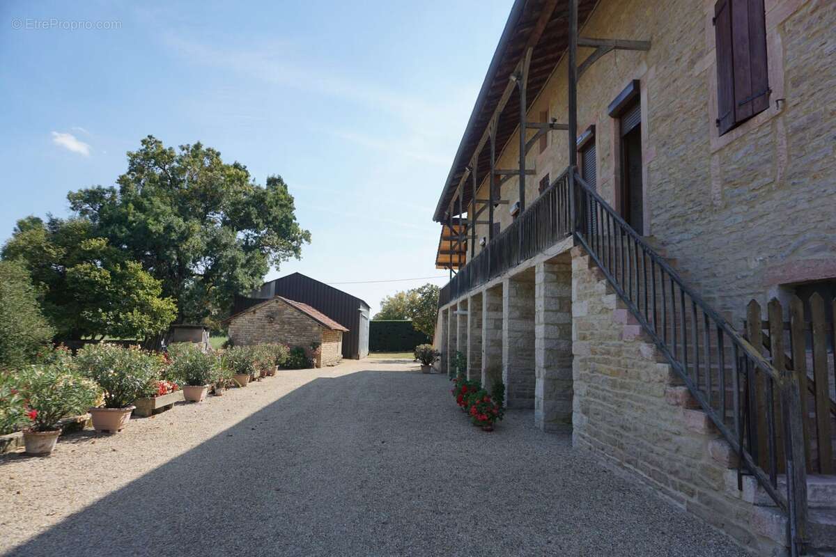 Maison à TOURNUS