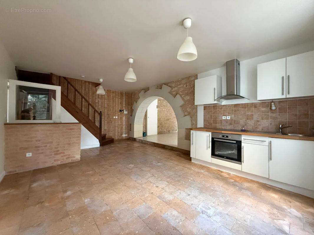 Maison de 8 pièces de 240 m² à Sainte-Maure-de-Touraine - photo 11