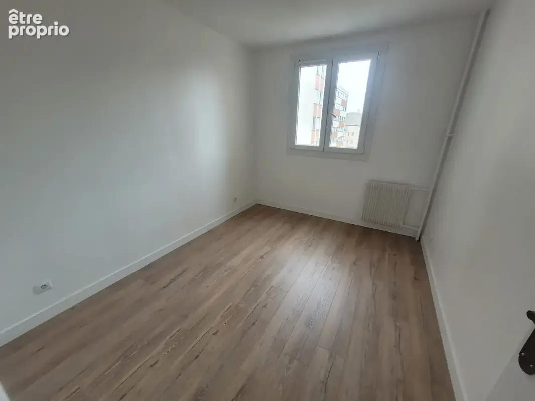 Appartement 2 pièces 45 m² à vendre à Le Bourget (93350) - photo 2