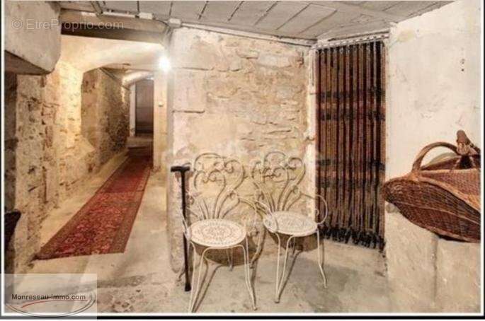 Maison à BAGNOLS-SUR-CEZE