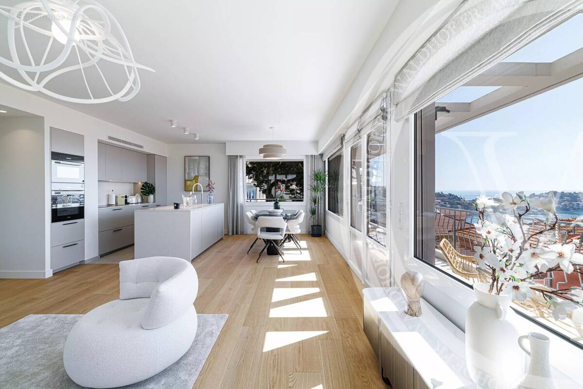 Appartement à VILLEFRANCHE-SUR-MER