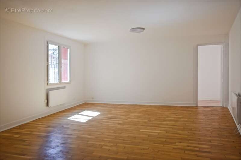 Appartement à FONTENAY-SOUS-BOIS