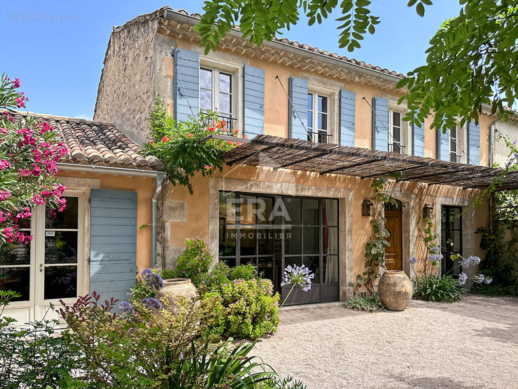Maison à SAINT-REMY-DE-PROVENCE