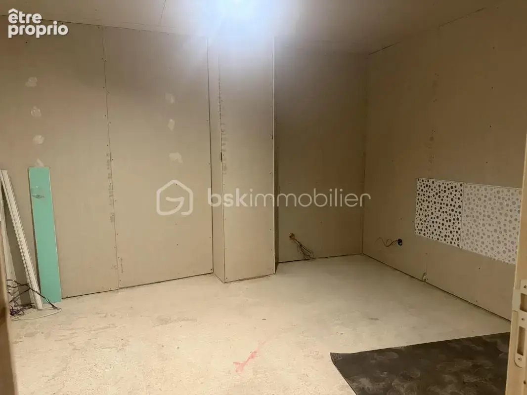 A saisir - Maison 2 chambres / Terrasse / Garage à finir de rénover - photo 8