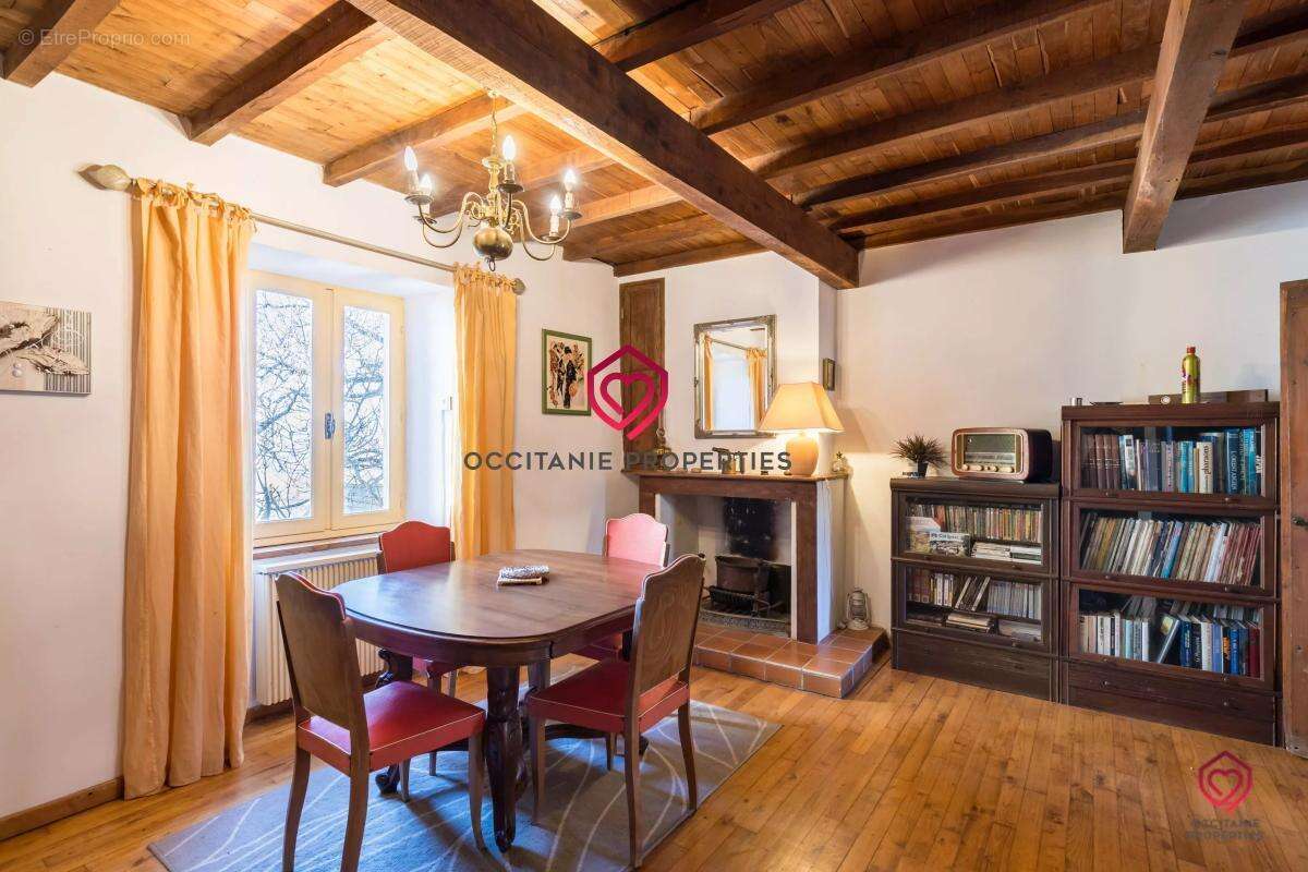 Maison à SALIES-DU-SALAT