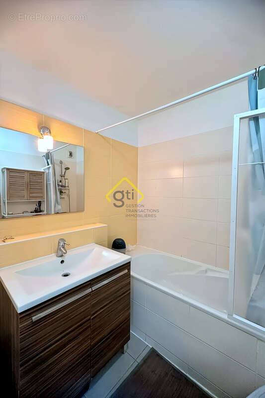 Appartement à SAINT-DENIS