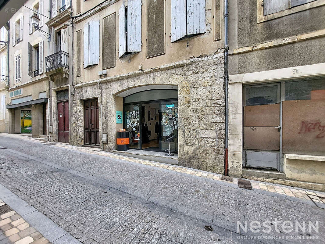 À Vendre Immeuble de rapport avec local commercial de 70 m² et appartement de 84 m² loués au coeur historique de Condom - photo 5