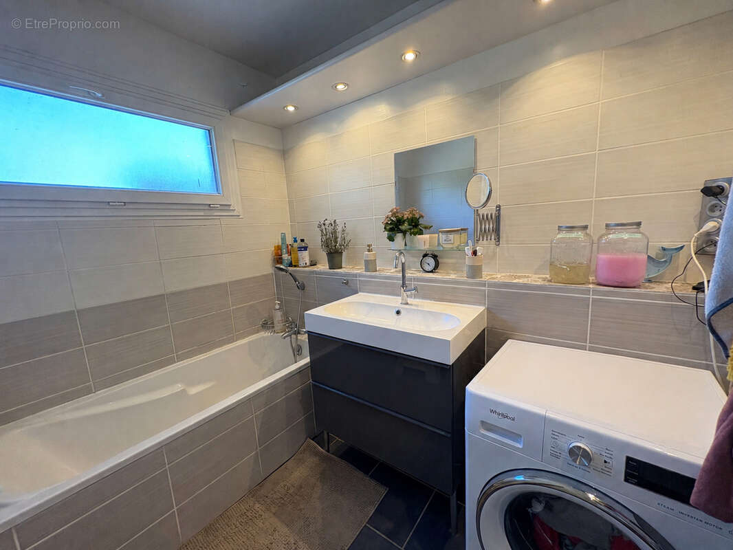 Appartement à SORBIERS
