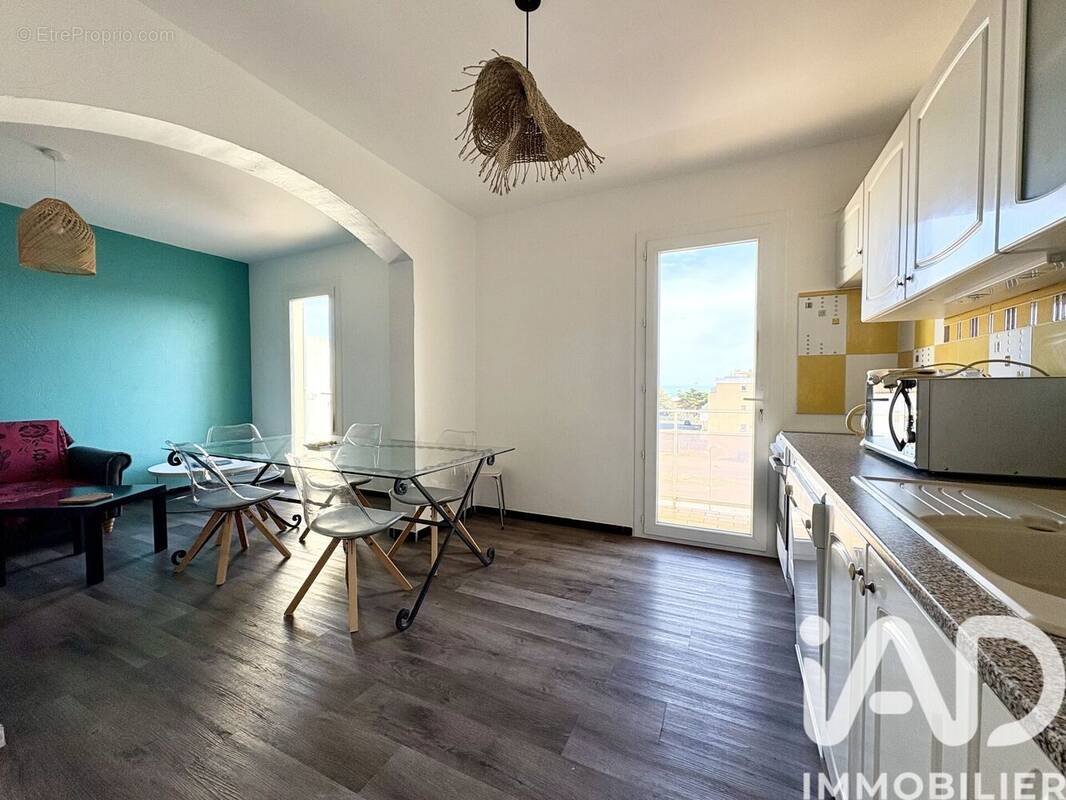 Photo 1 - Appartement à PORT-LA-NOUVELLE