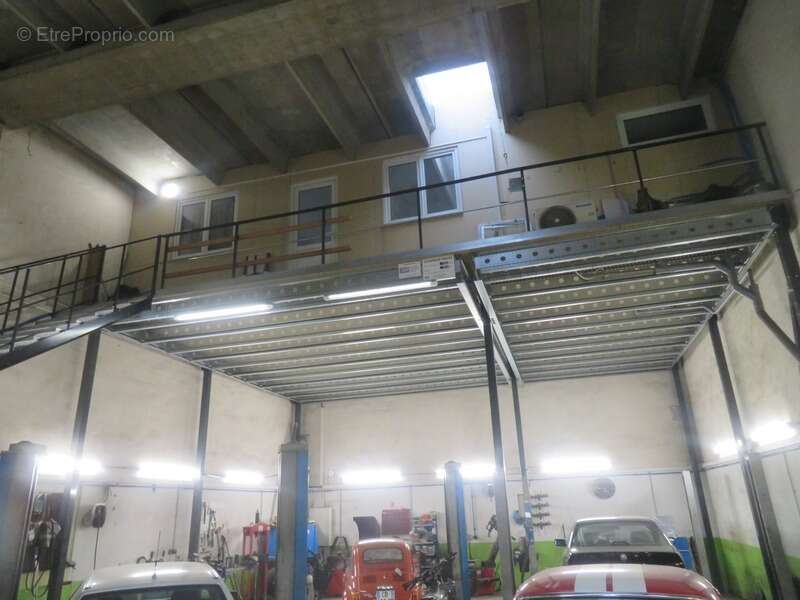 Commerce à DIGNE-LES-BAINS