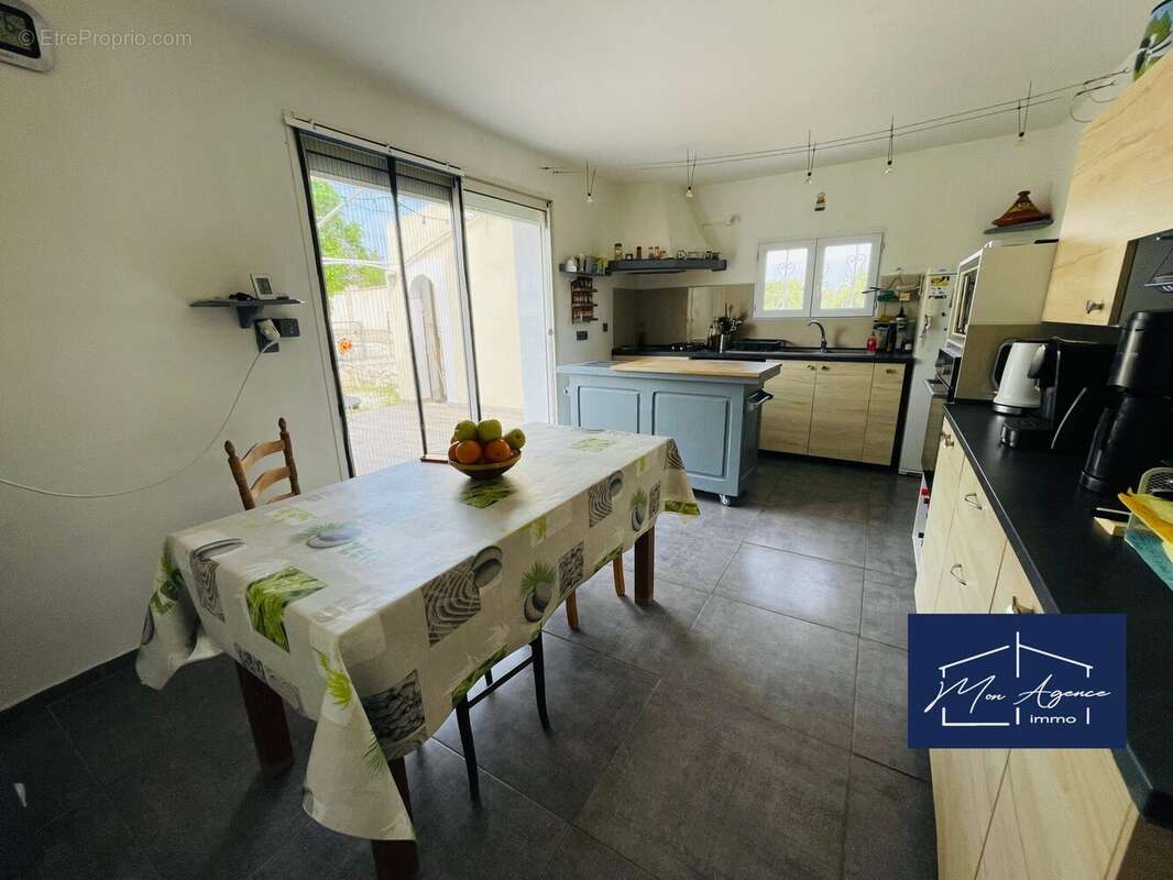 Maison à VILLENEUVE-LES-AVIGNON