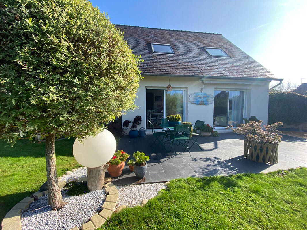 Maison à PLEYBER-CHRIST