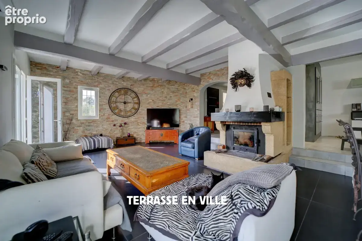 Belle villa renovee 214m2 - quartier fontsainte - t2 independant - piscine - 940 000€ - photo 7
