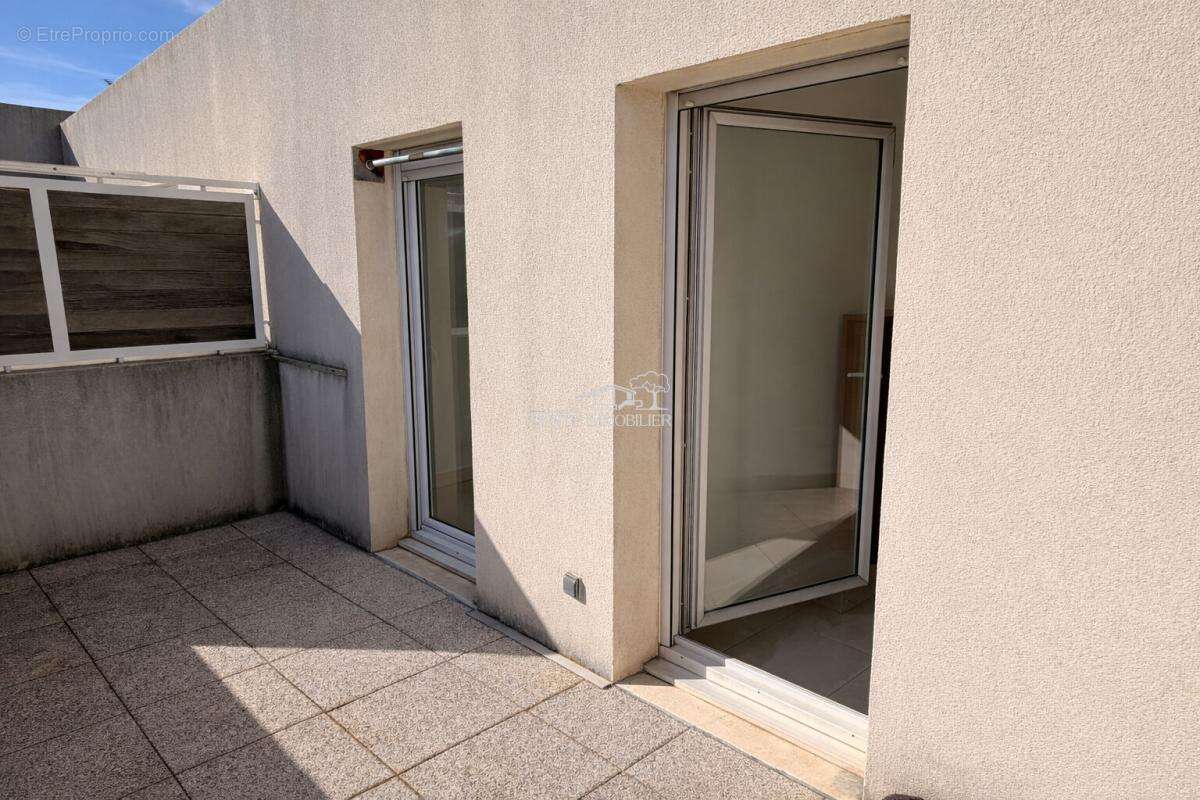 Appartement à MARSEILLE-3E