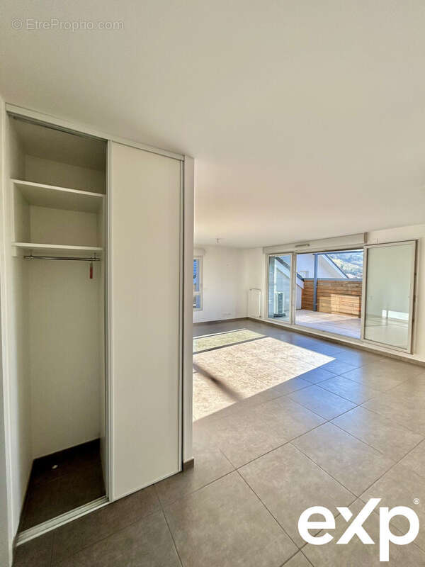 Appartement à SAINT-JEOIRE-PRIEURE