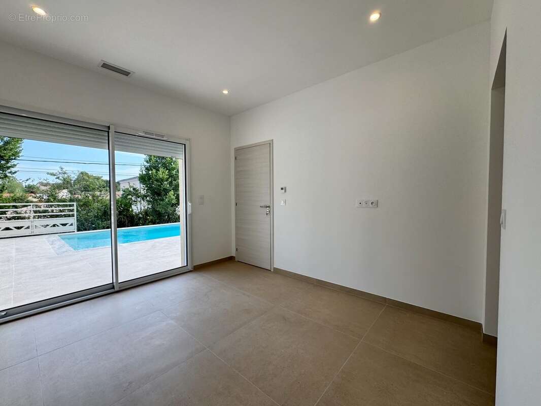 Maison à vendre 5 pièces ALES (30) - photo 11