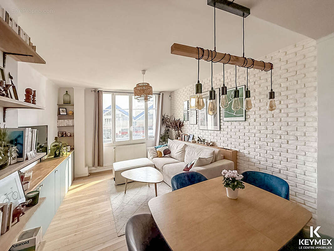Appartement à ASNIERES-SUR-SEINE
