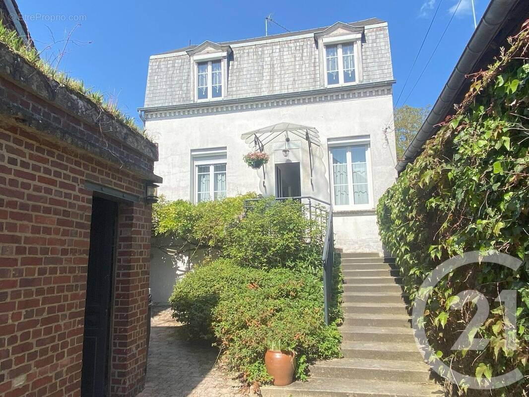 Photo 1 - Maison à BEAUVAIS