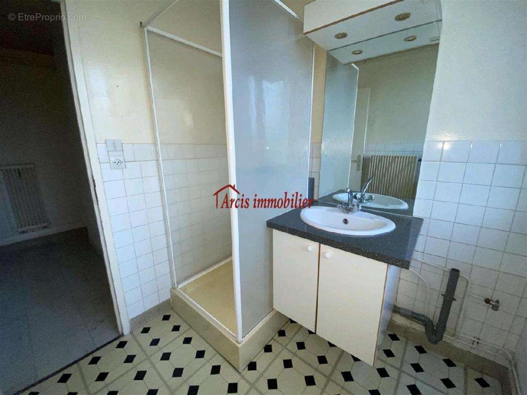 Maison à ARCIS-SUR-AUBE