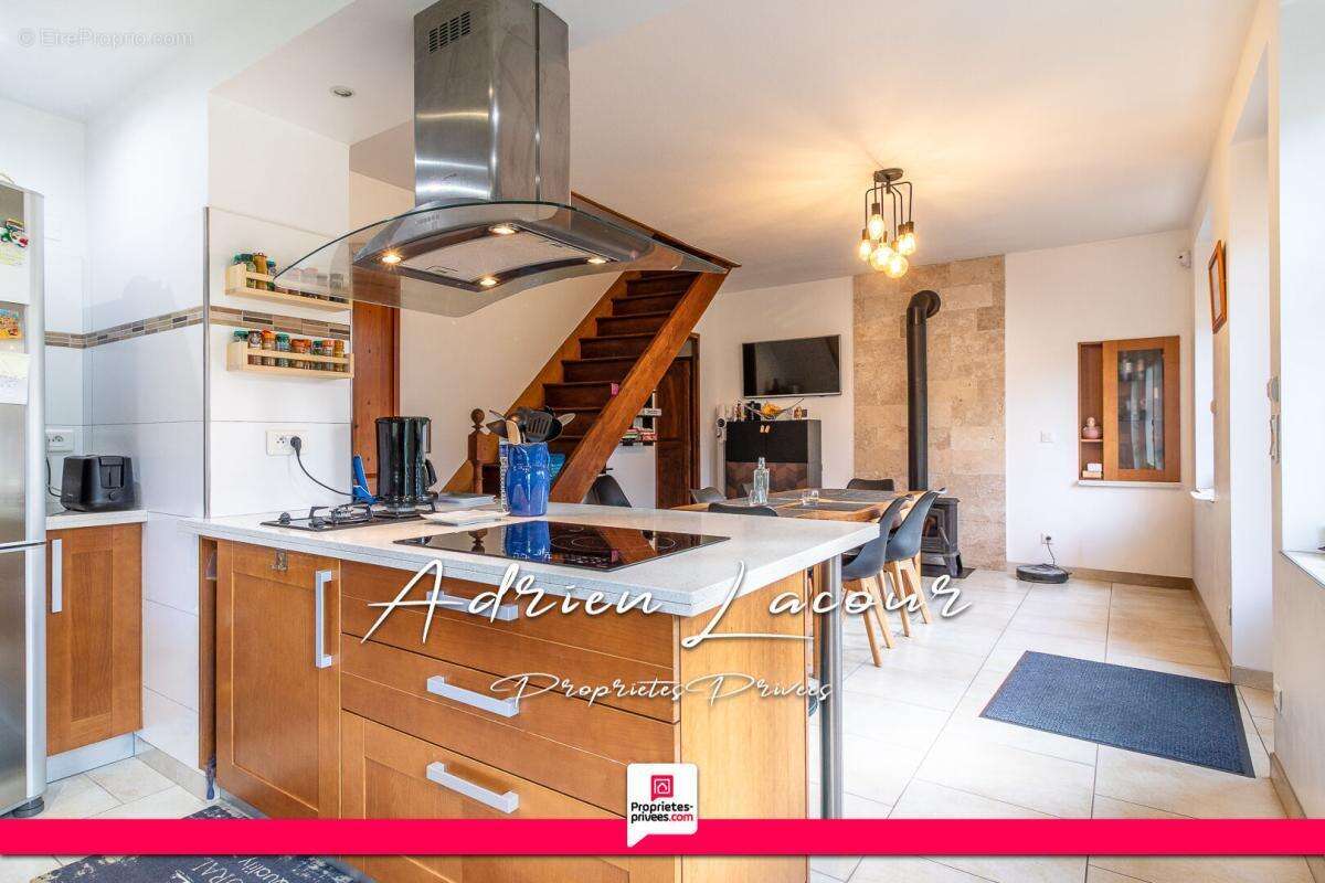 Maison à VILLEHERVIERS