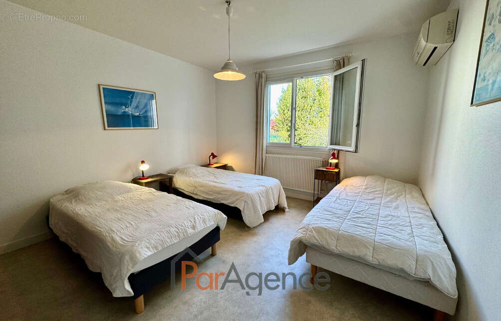 Maison à VAUX-SUR-MER