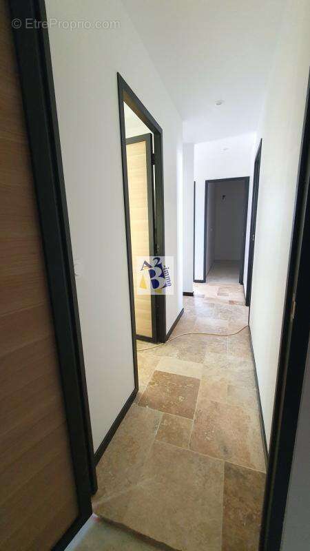 Maison à RUELLE-SUR-TOUVRE