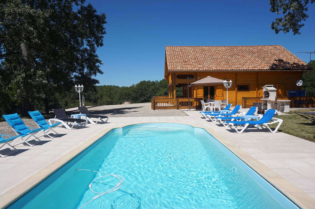 Maison à MONTAGNAC-SUR-LEDE