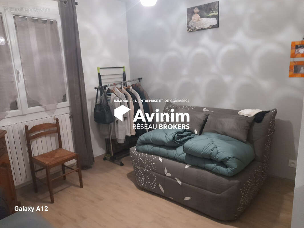 Commerce à FAY-AUX-LOGES