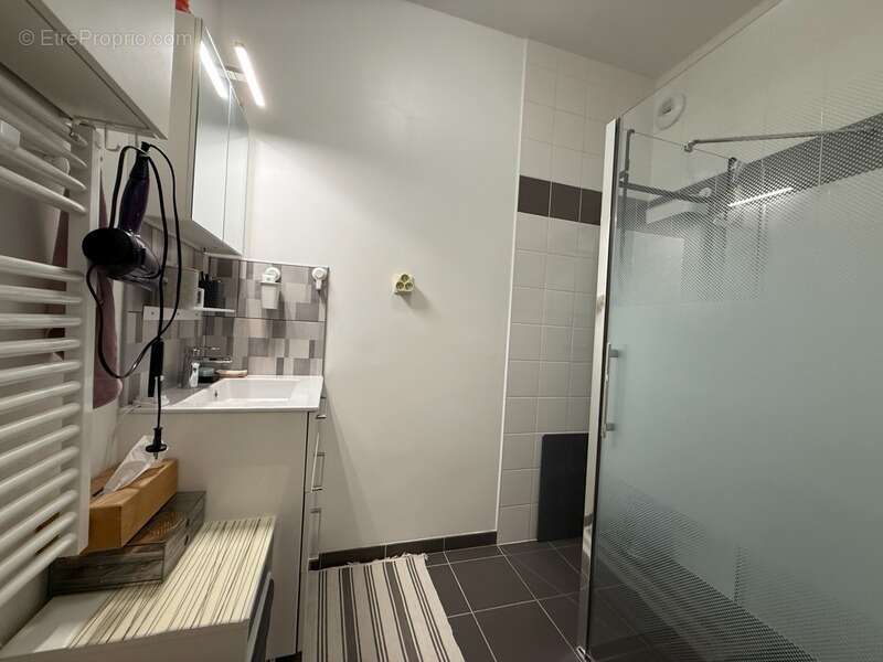 Appartement à vendre 3 pièces MONT SAINT AIGNAN (76) - photo 9